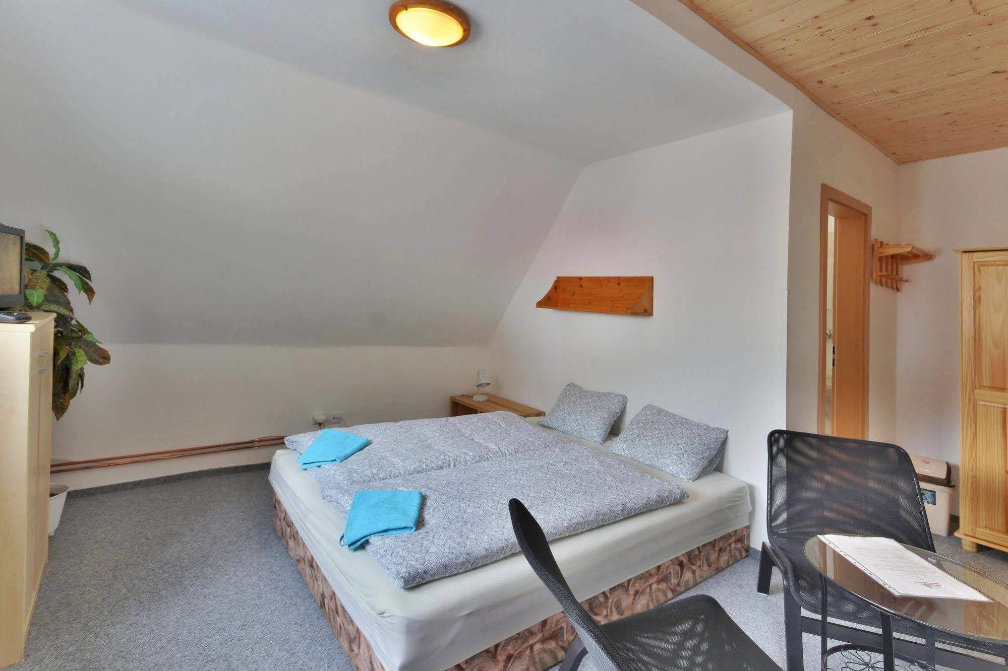 Penzion Bobesova Bouda Železná Ruda Extérieur photo