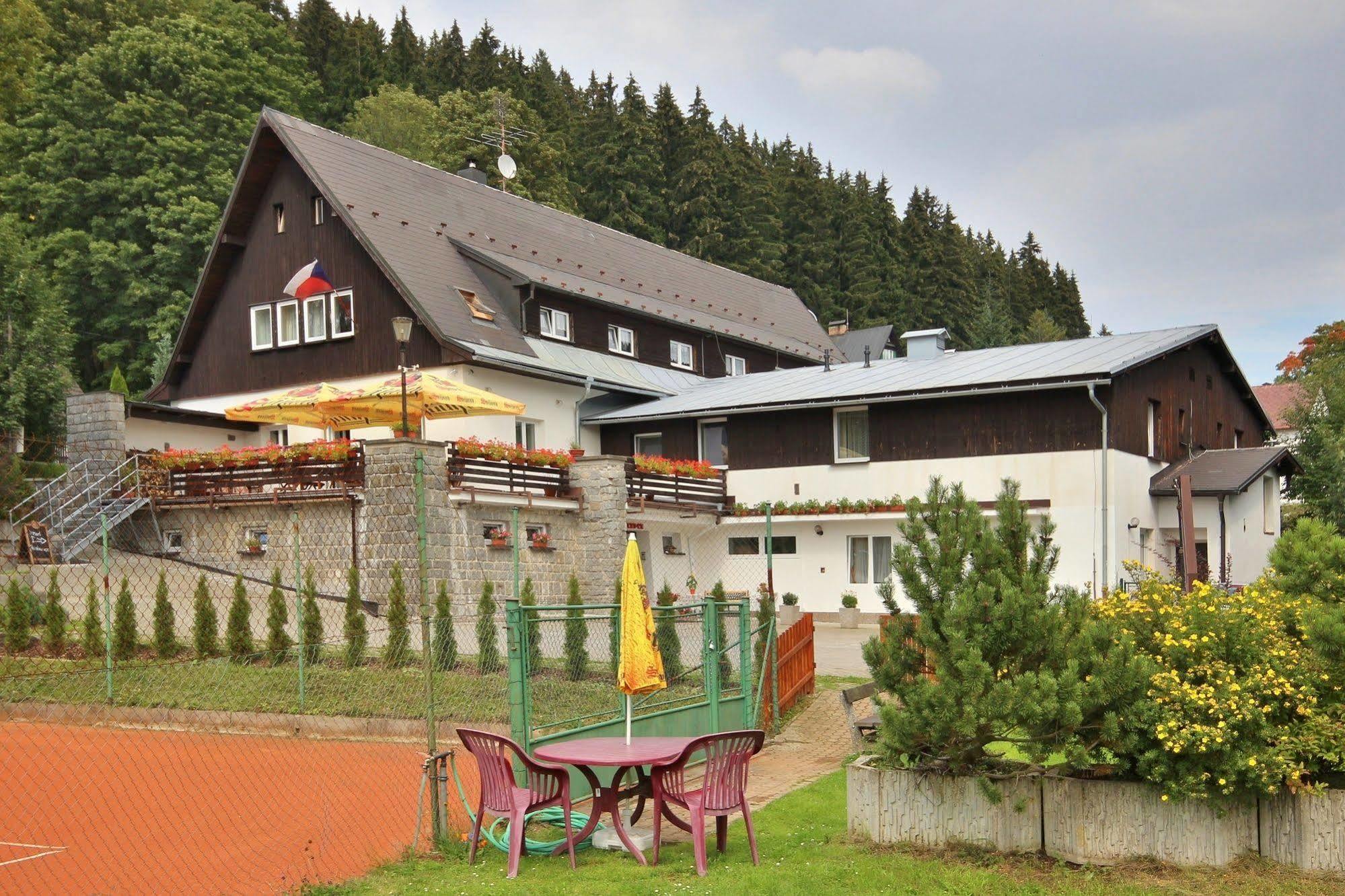 Penzion Bobesova Bouda Železná Ruda Extérieur photo